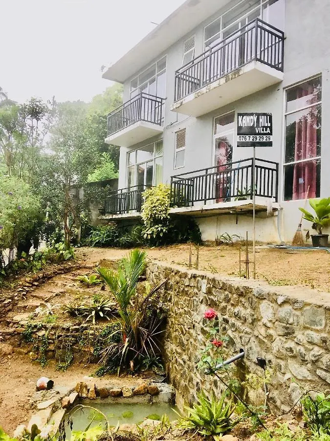 Kandy Hill Villa 0*,